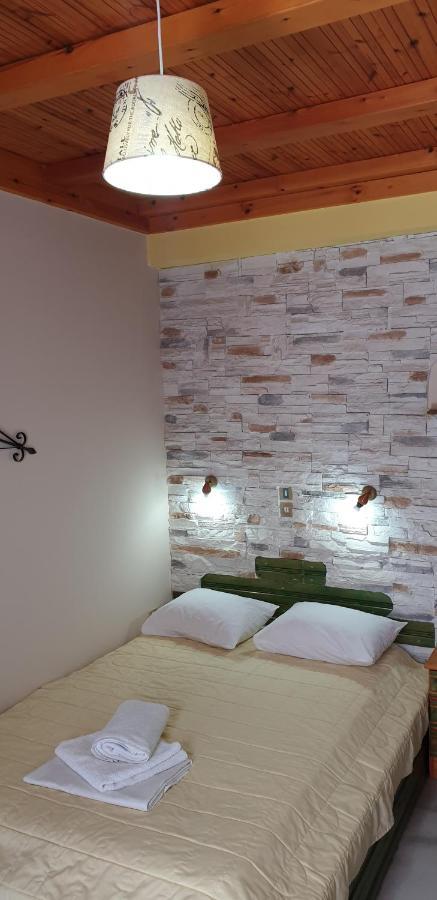 Evi Studios & Apartments Naxos City ภายนอก รูปภาพ